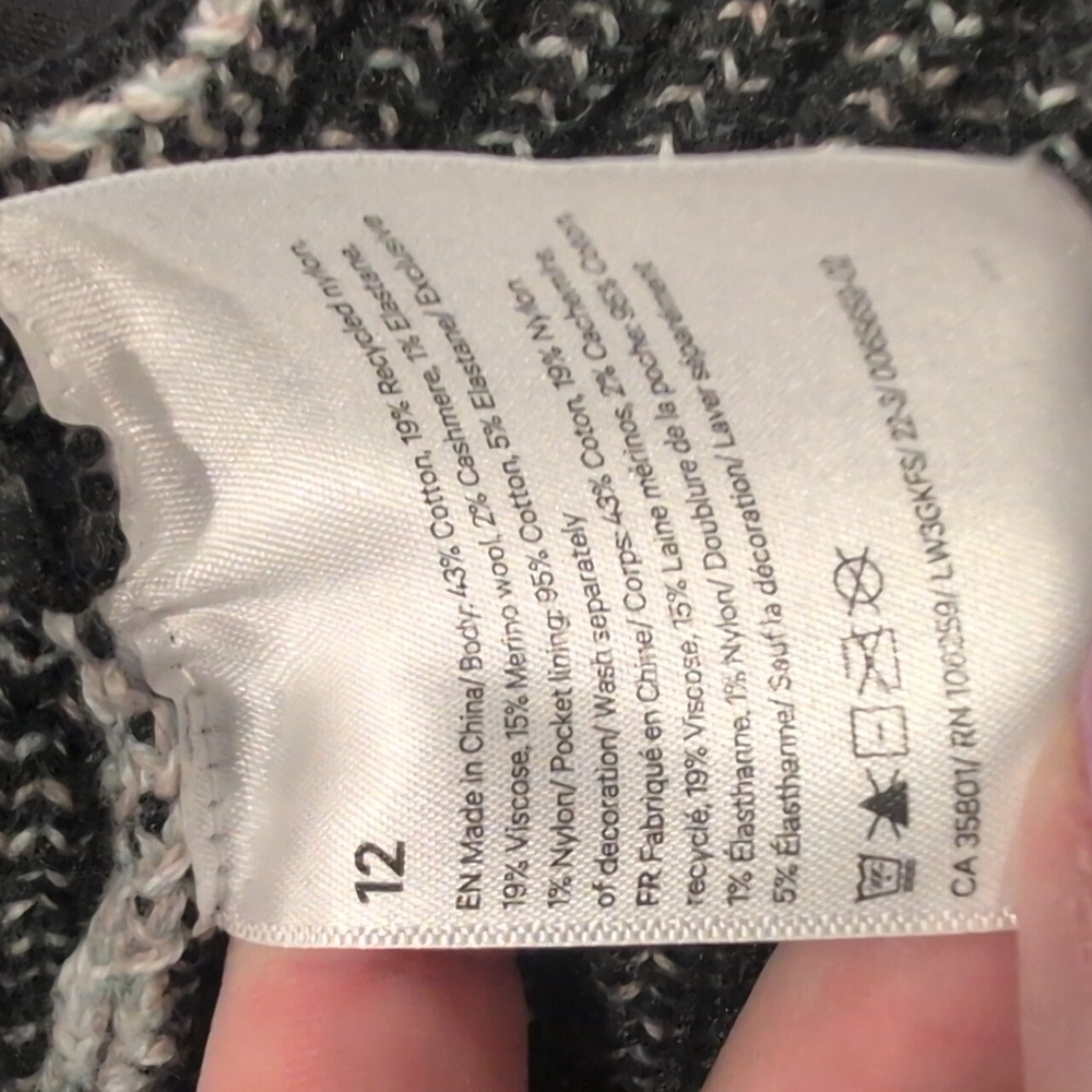 Lululemon Cotton-Cashmere Blend Sweater Wrap Powdered Clay / White / Lakeside / - Picture 9 of 9